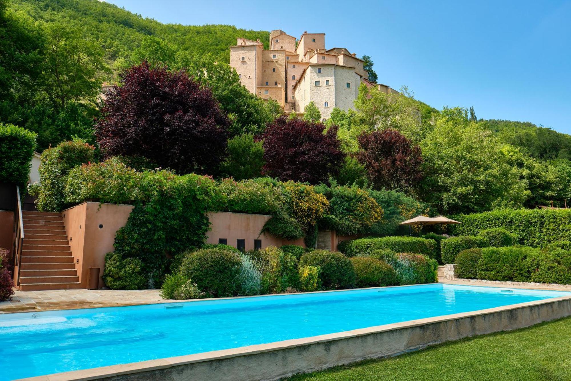 Castello Di Postignano Relais Hotel Sellano