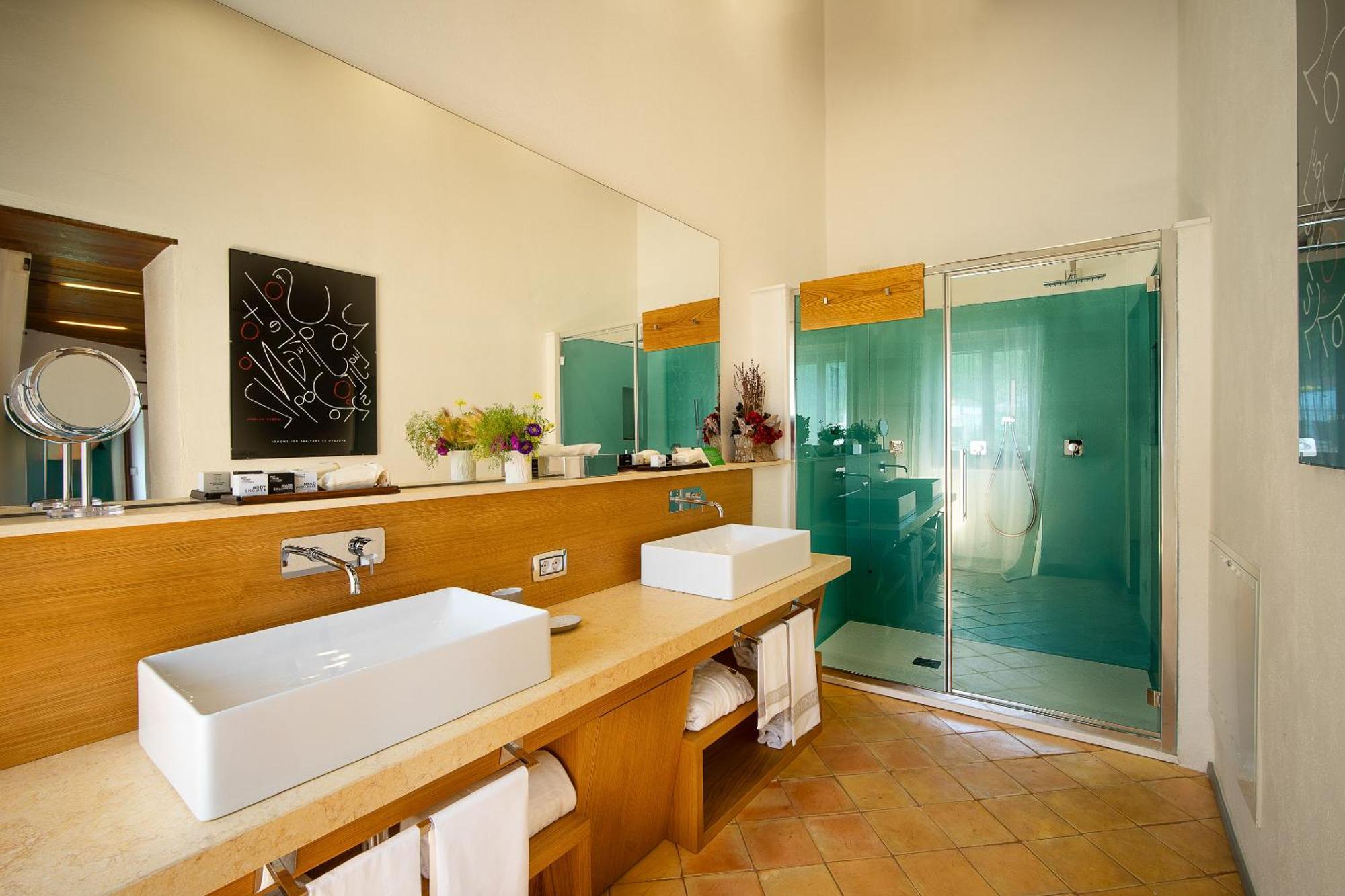 Castello Di Postignano Relais Hotel