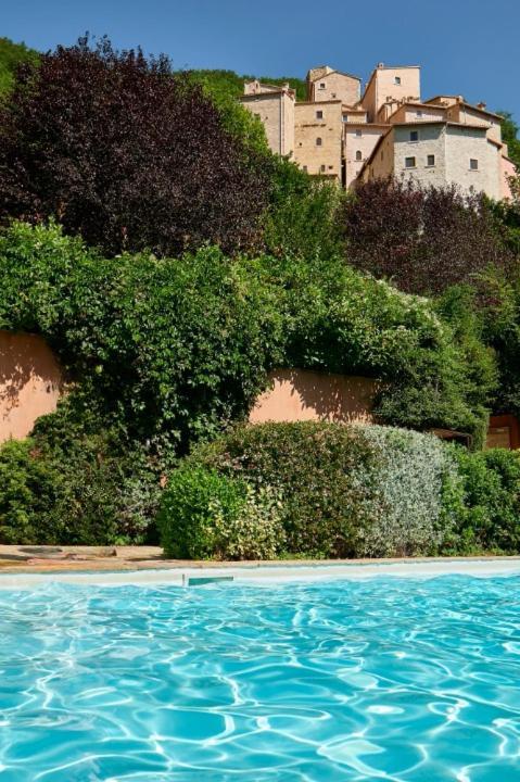 Castello Di Postignano Relais Hotel Sellano